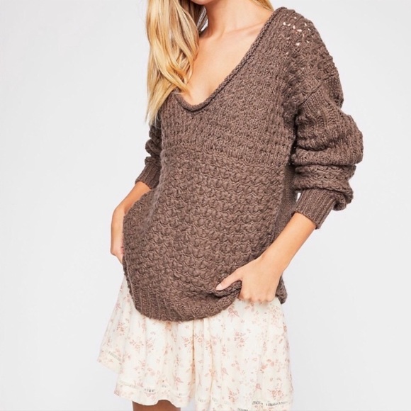 NWT Free People “Crashing Waves” Pullover. Size M - Picture 3 of 7